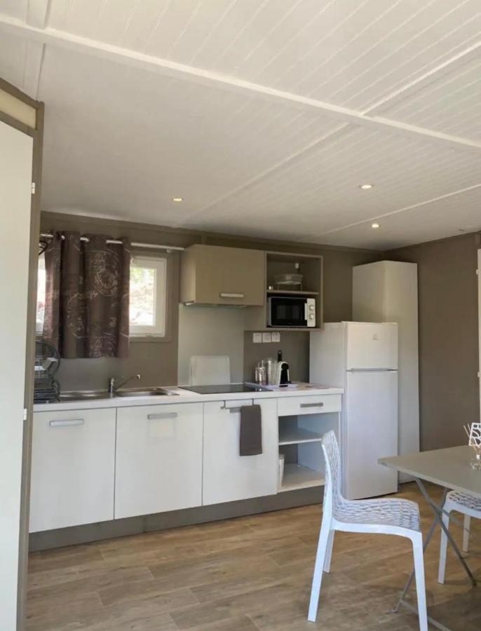 Les Chalets Des Iles Borgo  Eksteriør billede