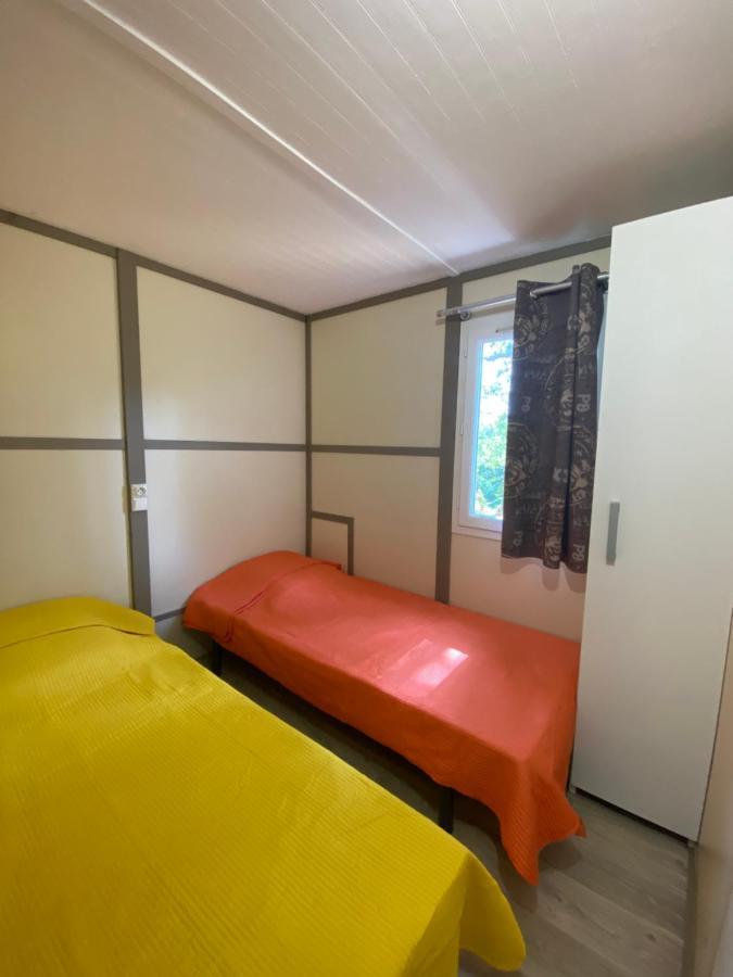 Les Chalets Des Iles Borgo  Eksteriør billede